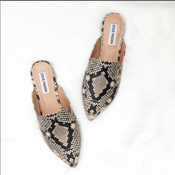 Steve Madden SNAKE PRINT LEATHER MULES Slides - Picture 5 of 5
